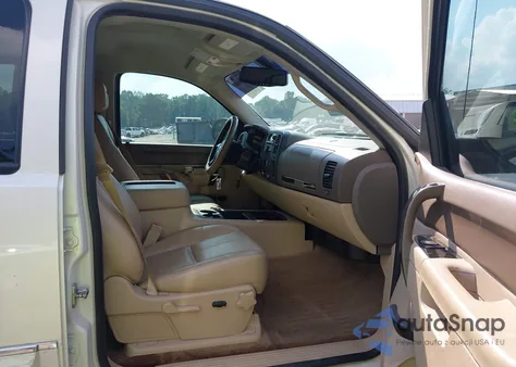 2013 Chevrolet Silverado 1500 Lt z USA, uszkodzony, nr VIN 3GCPKSE77DG346462